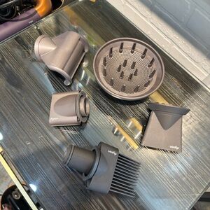 Dyson supersonic blowdryer attachment Set